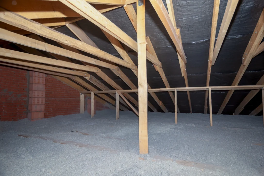spray foam insulation in roof attic