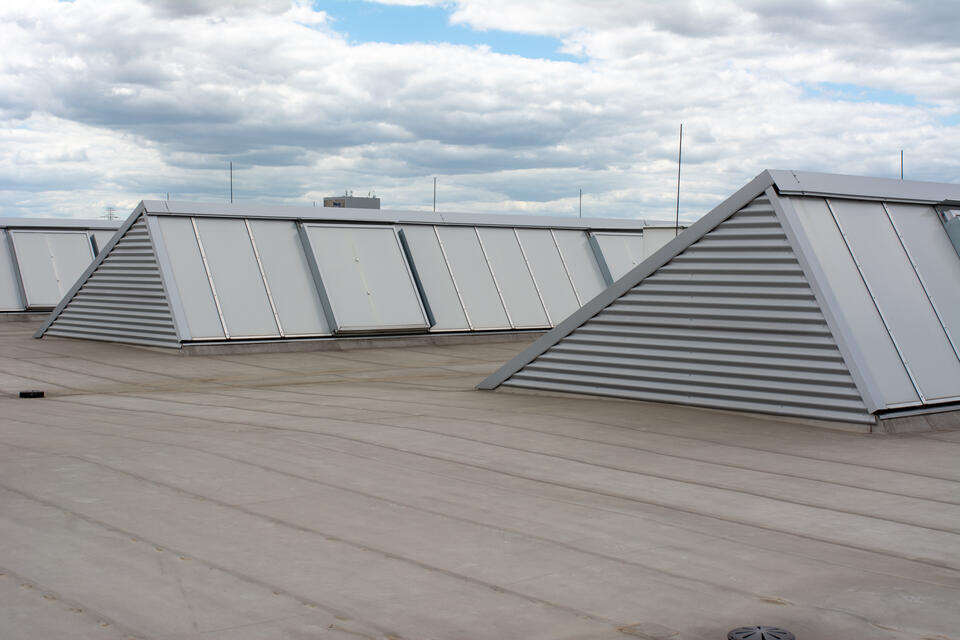 commercial roofing emporia va-close up of concrete and metal roofing materials on a commercial roof