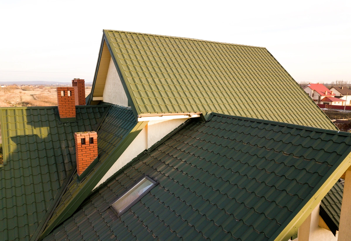 green metal roof for a home