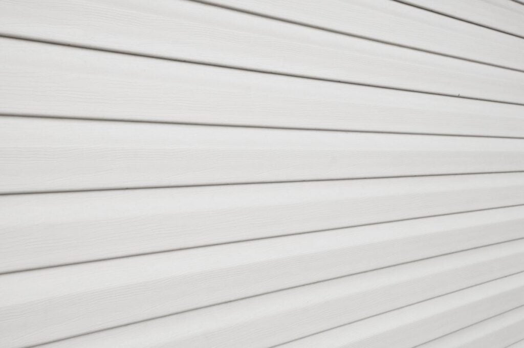 creamy white vinyl siding