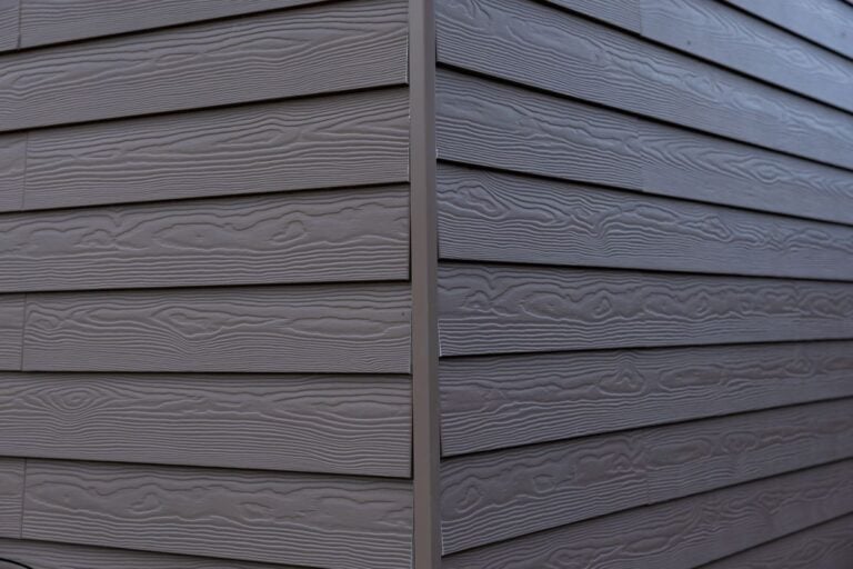 siding with a wood grain texture